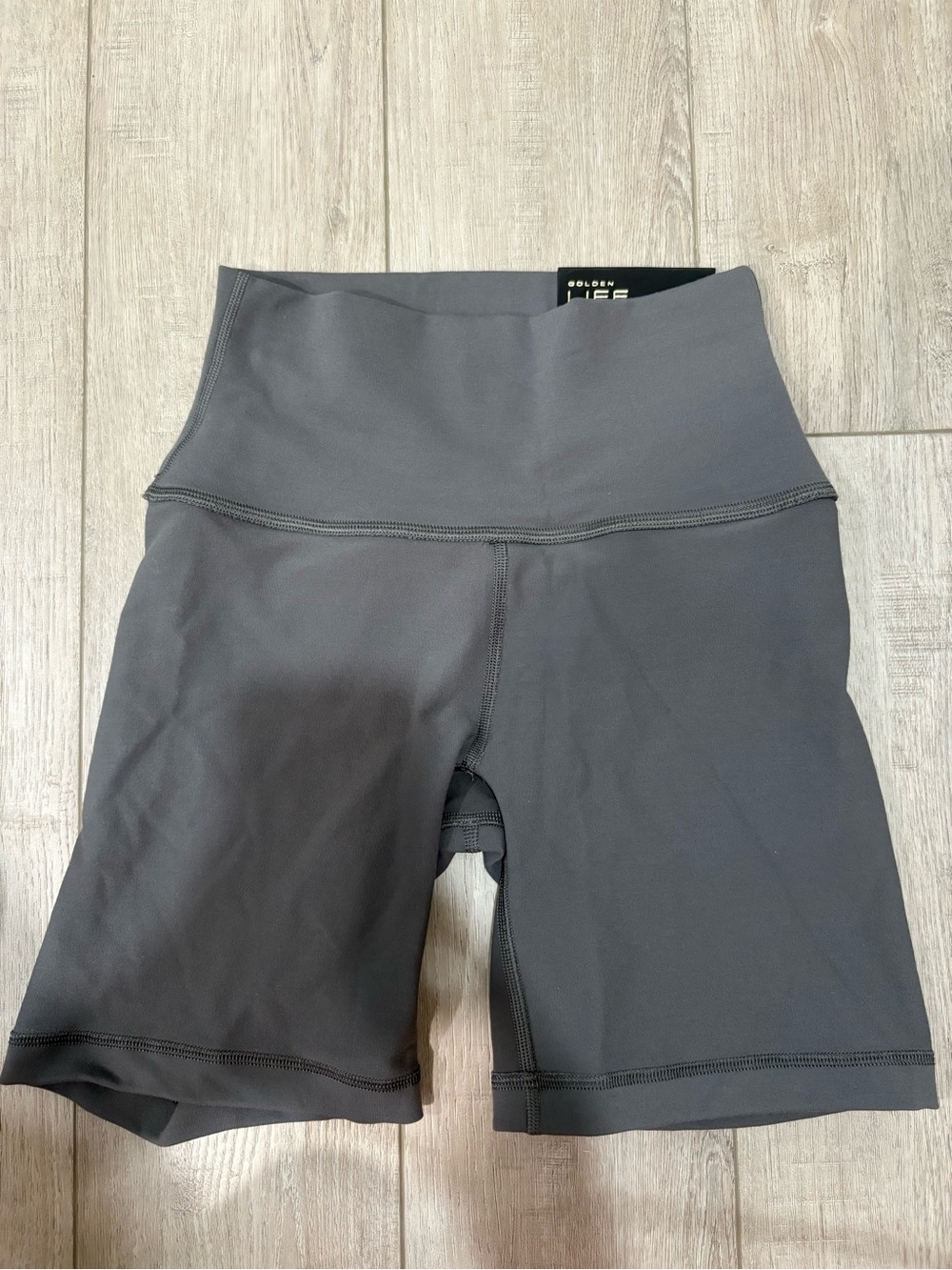 Aritzia Charcoal High-Rise biker Shorts 7”